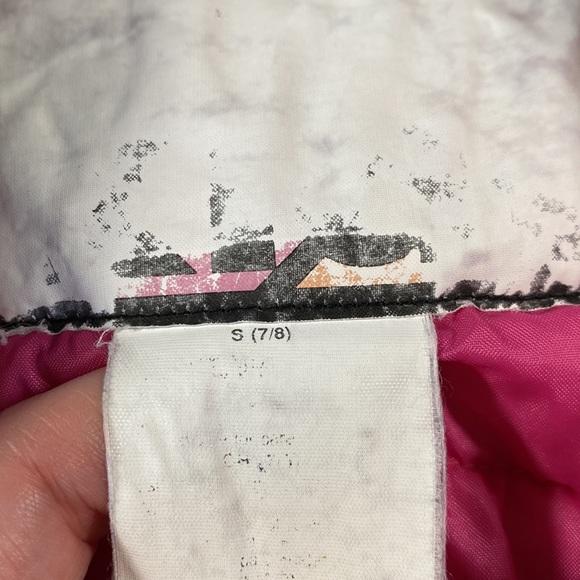 Pacific Trail • Silver 90s Kids Puffer with Removable Sleeves - Picture 4 of 12